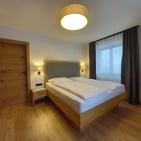 Gaestehaus Toferer بيت ضيافة