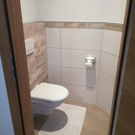 Gaestehaus Toferer 4* غروسارل